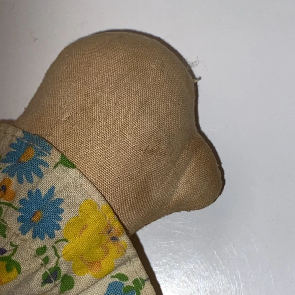 Vintage Raggedy Ann doll, approximately 20”, metal eyes - Picture 13 of 16